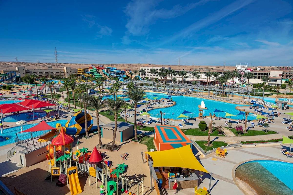 Titanic Resort & Aqua Park in Hurghada