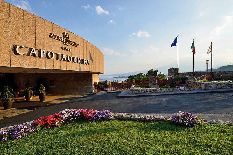 UNAHOTELS Capotaormina Hotels - Sizilien