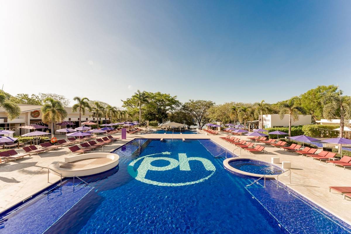 Planet Hollywood Beach Resort in Costa Rica