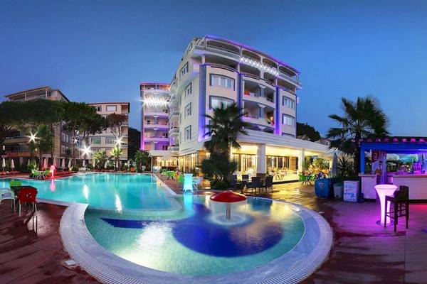 Fafa Beach Hotel in Albanien