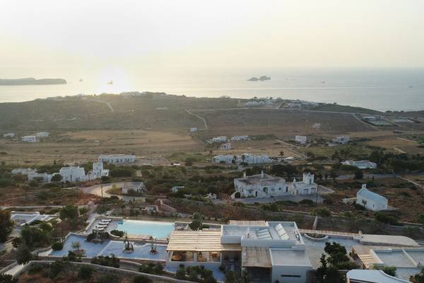 Mythic Paros Hotel