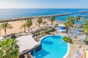 Calheta Beach Hotel in Madeira