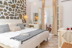 Golden Coast Hotel in Naxos