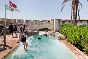 Club Grand Side Hotel in Colakli