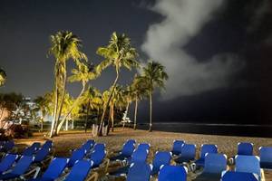 Coconut Court Beach Hotel - Barbados