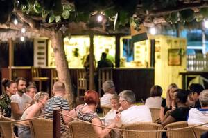 Coconut Court Beach Hotel - Barbados